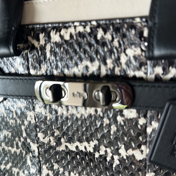 Coasch Swagger 21 snakeskin in excellent condition - Picture 10 of 11